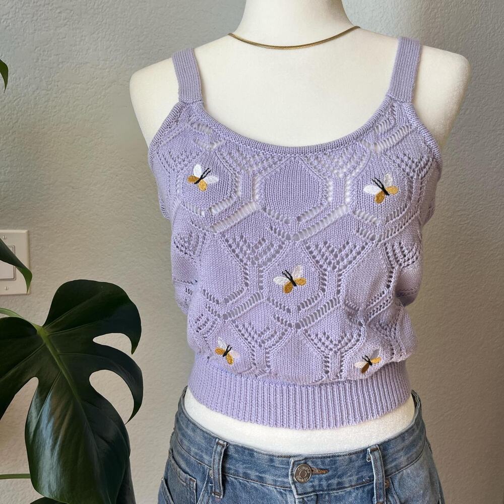 Lavender bee embroidered knit top